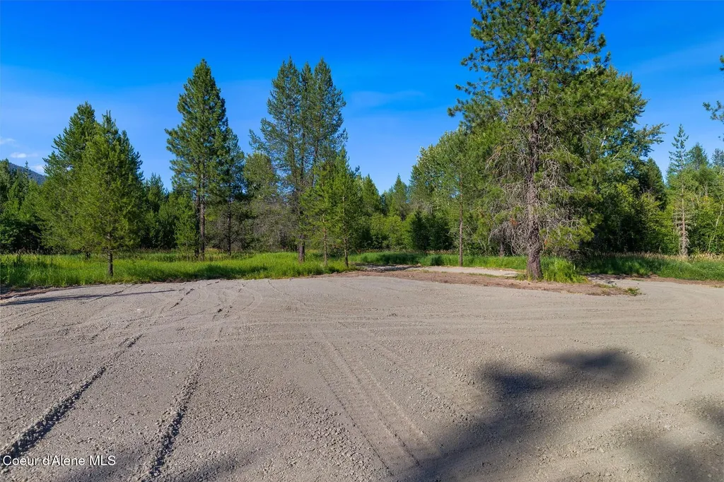 146 Parker Lane Sandpoint ID 83864
