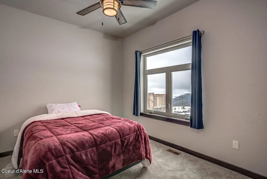 19 Chutes Lane Sandpoint ID 83864