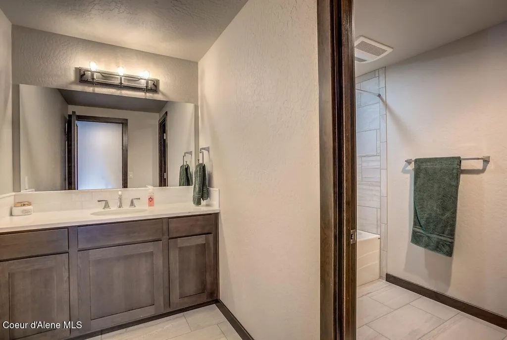 19 Chutes Lane Sandpoint ID 83864