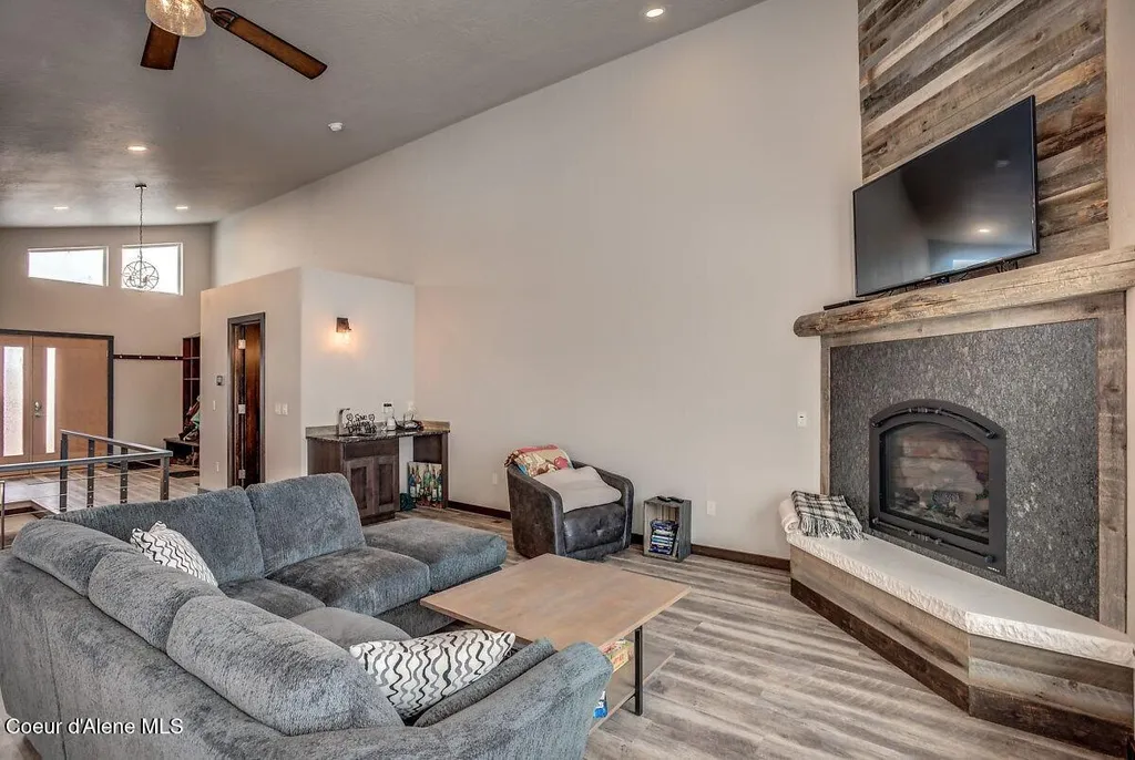 19 Chutes Lane Sandpoint ID 83864