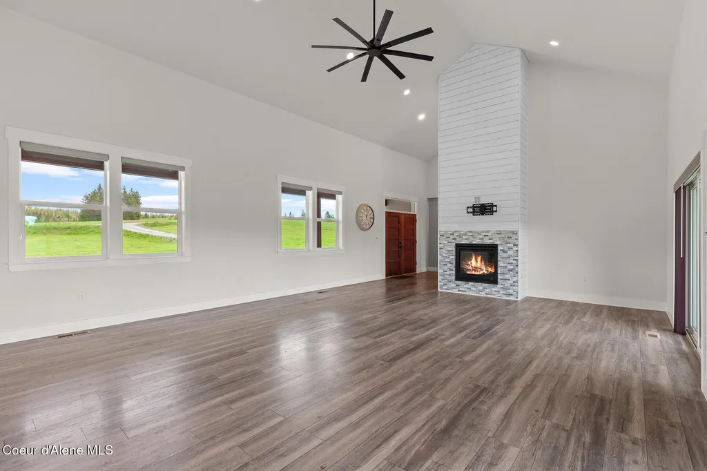 436 Mays Road Sagle ID 83860