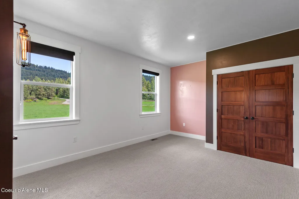 436 Mays Road Sagle ID 83860