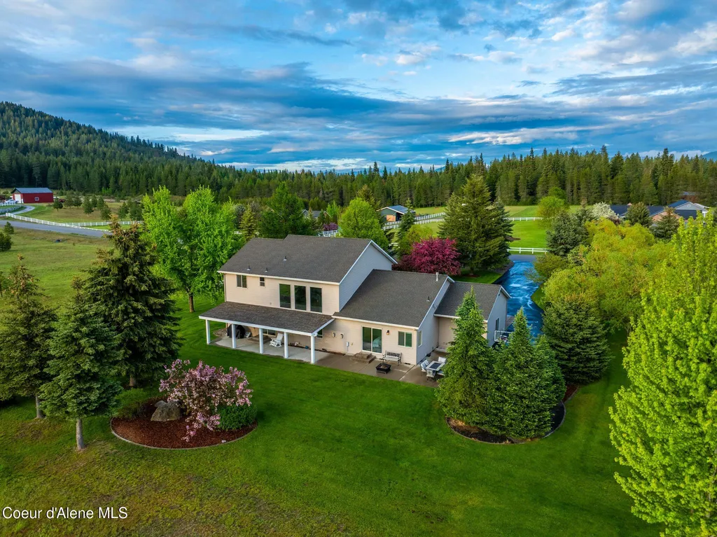 22385 N Ranch View Drive Rathdrum ID 83858