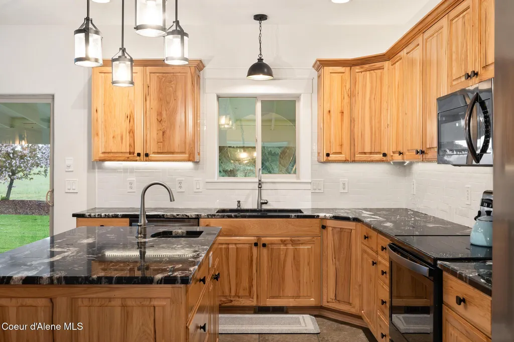 22385 N Ranch View Drive Rathdrum ID 83858