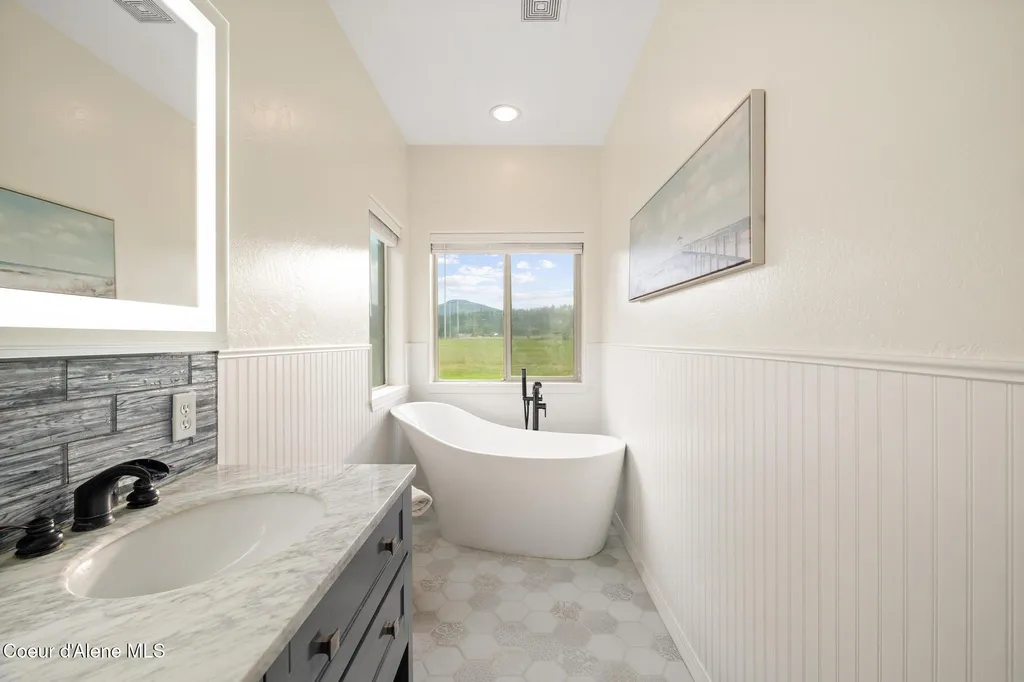 22385 N Ranch View Drive Rathdrum ID 83858