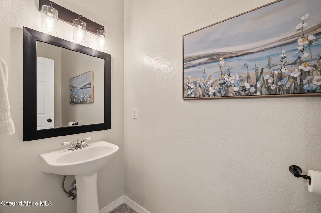22385 N Ranch View Drive Rathdrum ID 83858