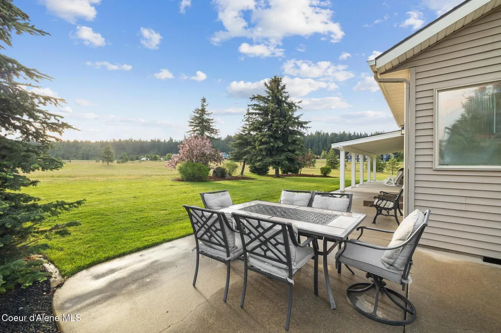 22385 N Ranch View Drive Rathdrum ID 83858
