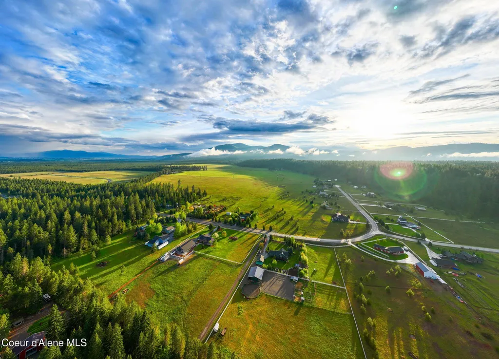 22385 N Ranch View Drive Rathdrum ID 83858