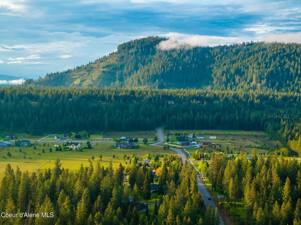 22385 N Ranch View Drive Rathdrum ID 83858