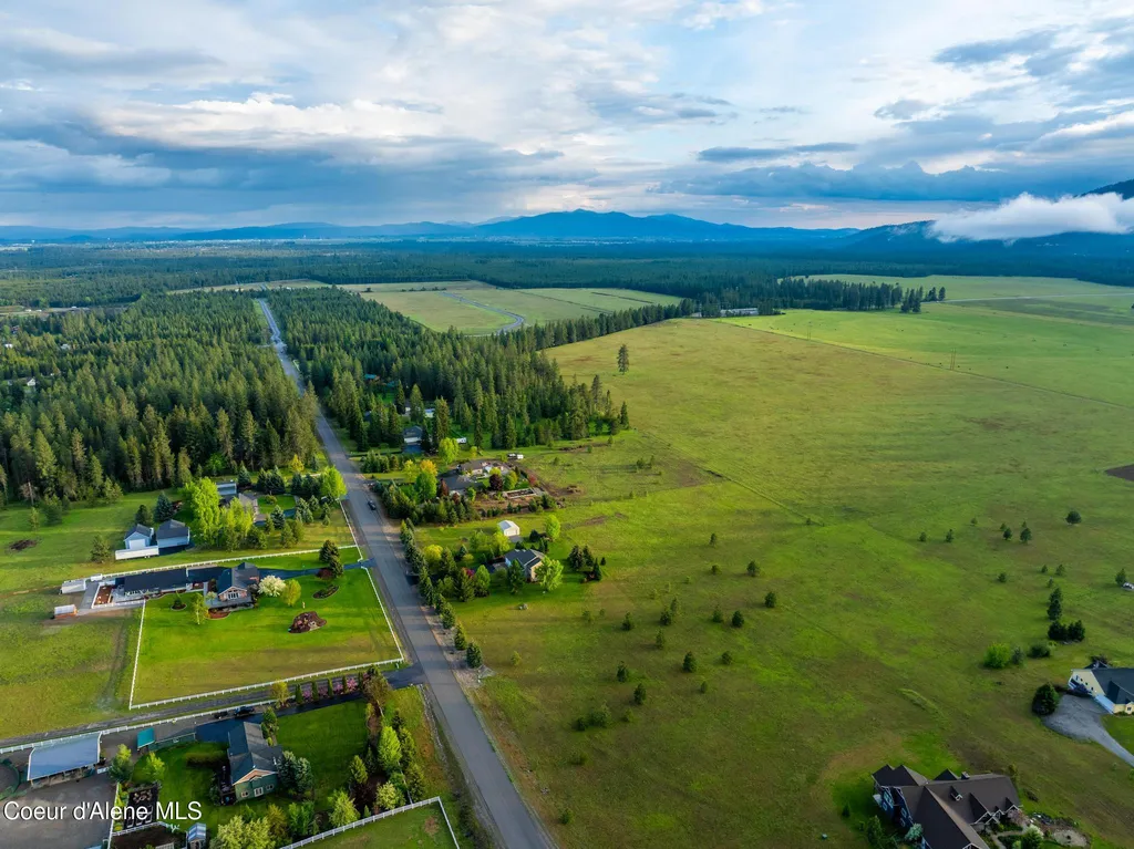 22385 N Ranch View Drive Rathdrum ID 83858