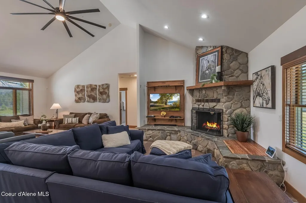 81 Key Ranch Road Sagle ID 83860
