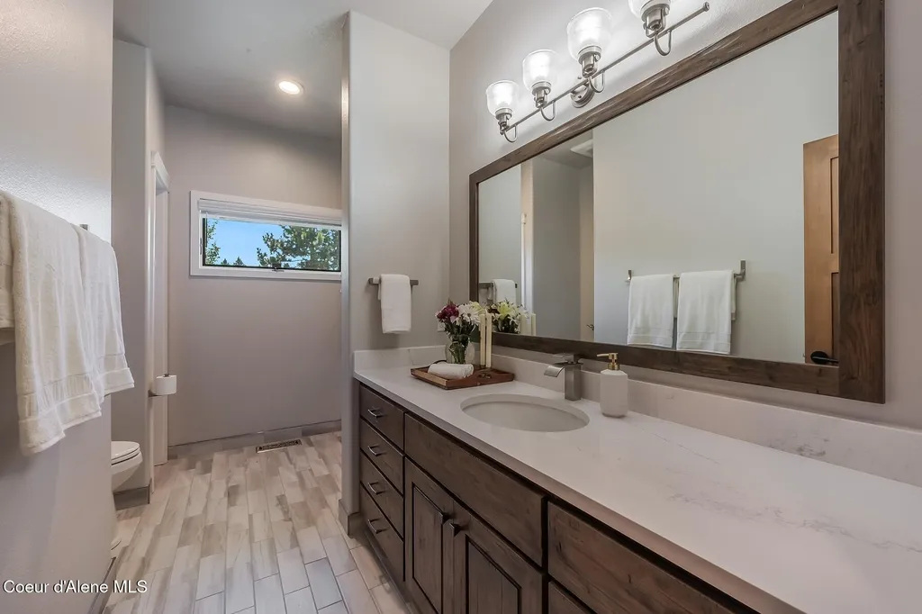 81 Key Ranch Road Sagle ID 83860