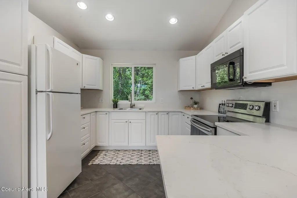 81 Key Ranch Road Sagle ID 83860