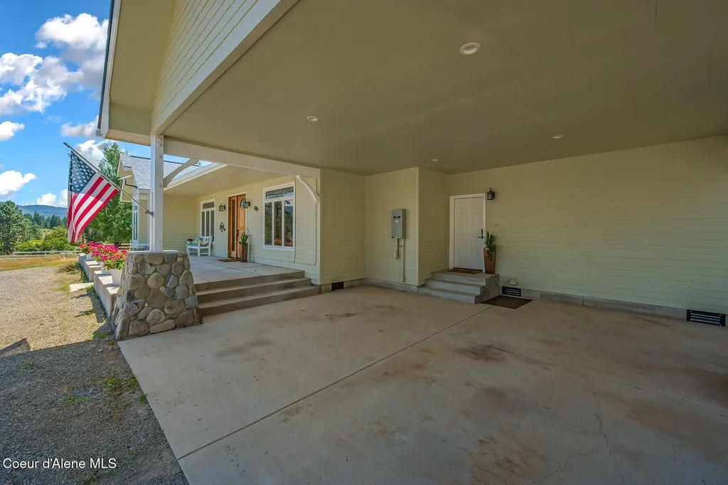 81 Key Ranch Road Sagle ID 83860