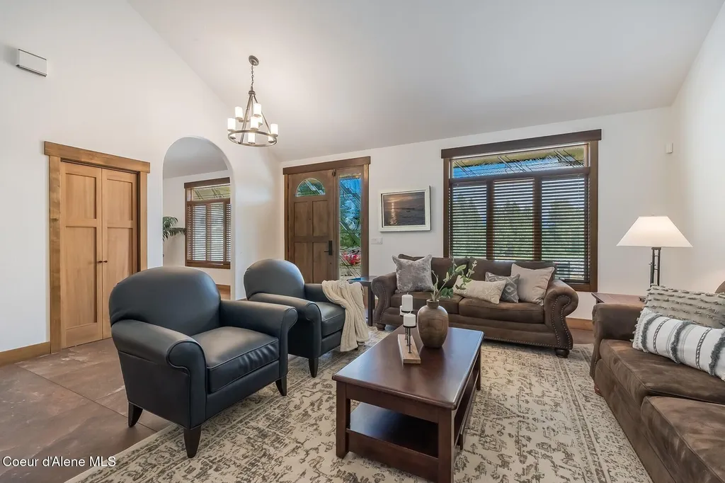 81 Key Ranch Road Sagle ID 83860
