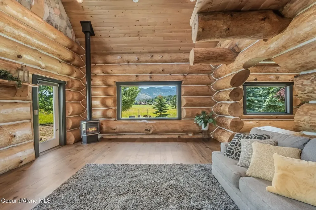 158 W Mountainview Road Moyie Springs ID 83845