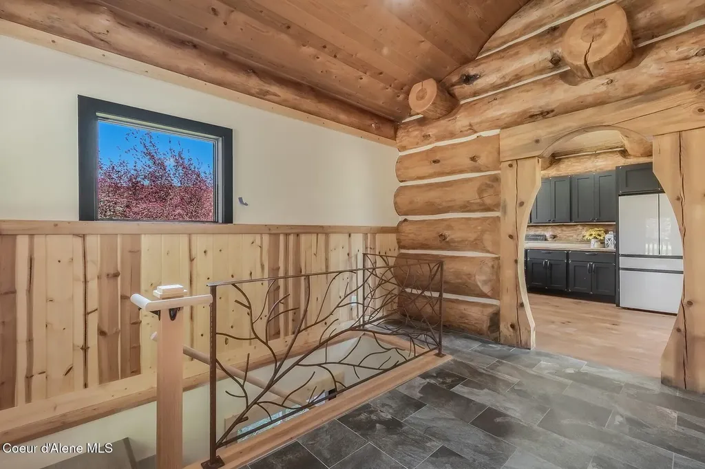 158 W Mountainview Road Moyie Springs ID 83845