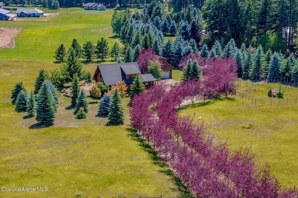 158 W Mountainview Road Moyie Springs ID 83845