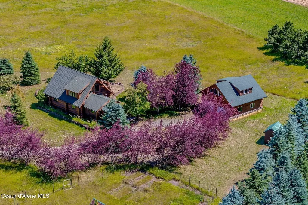 158 W Mountainview Road Moyie Springs ID 83845