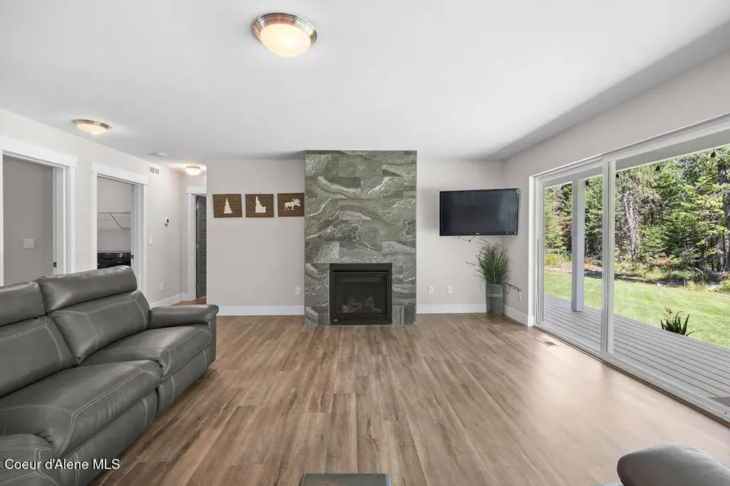 31500 N Tiara Lane Athol ID 83801