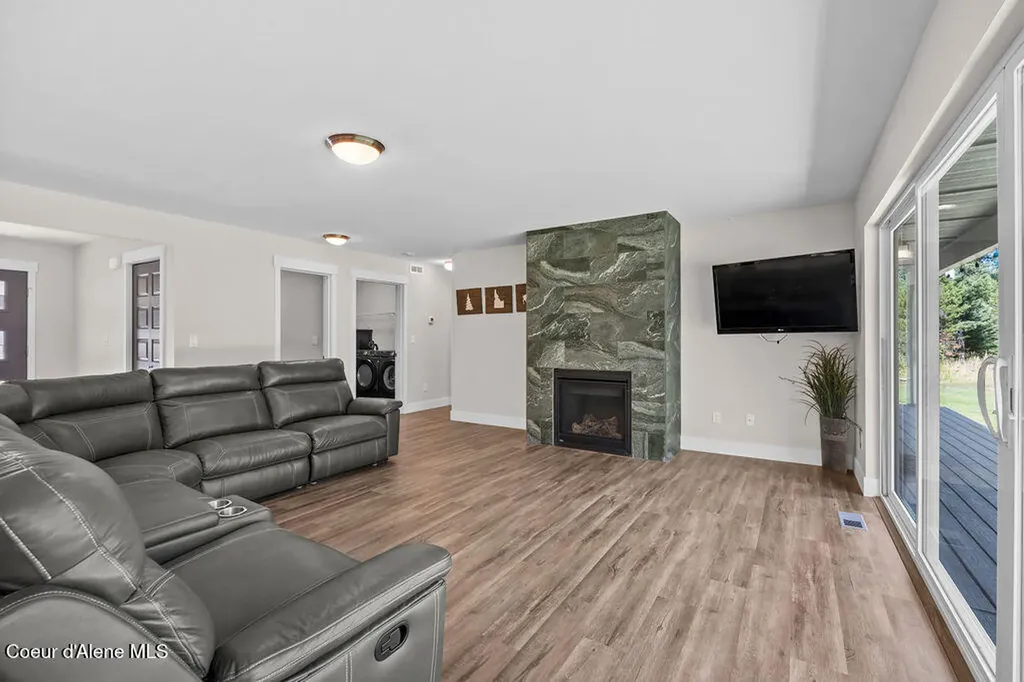 31500 N Tiara Lane Athol ID 83801