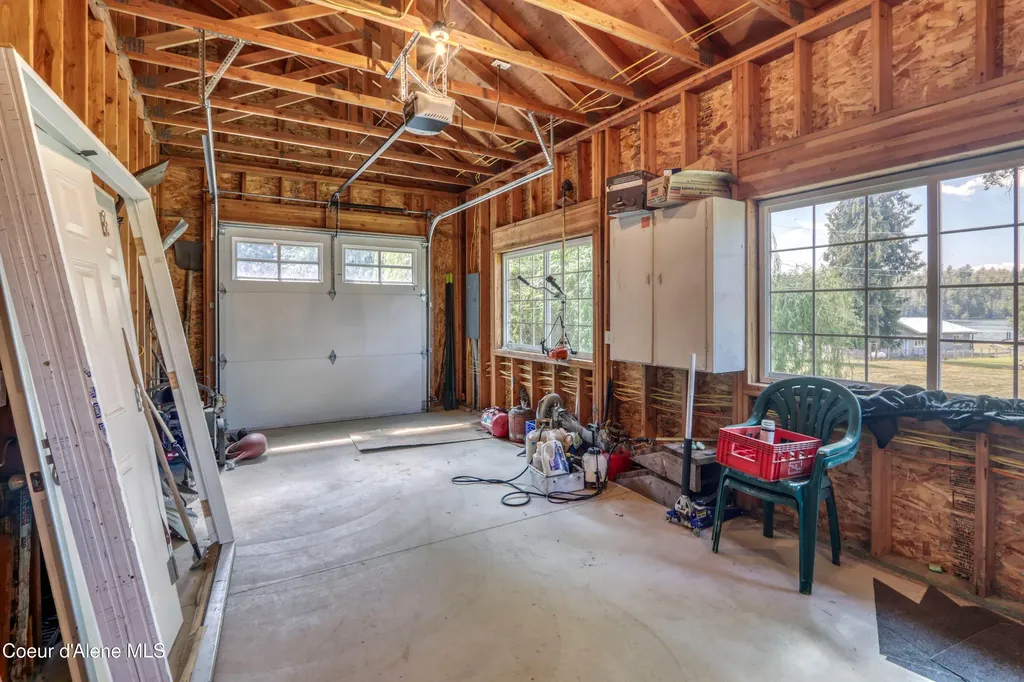 5 Blue Heron Lane Hope ID 83836
