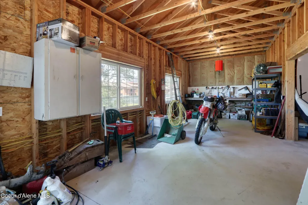 5 Blue Heron Lane Hope ID 83836
