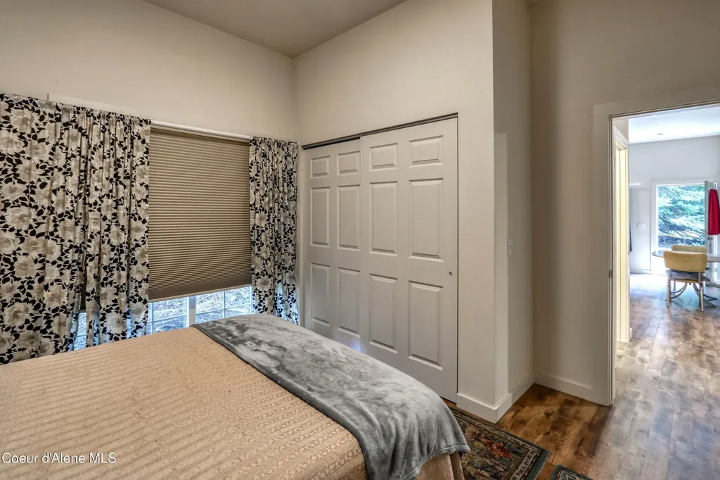 5 Blue Heron Lane Hope ID 83836