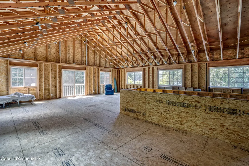 5 Blue Heron Lane Hope ID 83836