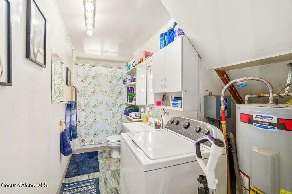 207 Happy Valley Lane St. Maries ID 83861