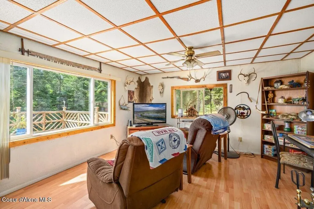 207 Happy Valley Lane St. Maries ID 83861