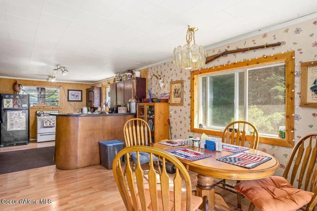 207 Happy Valley Lane St. Maries ID 83861