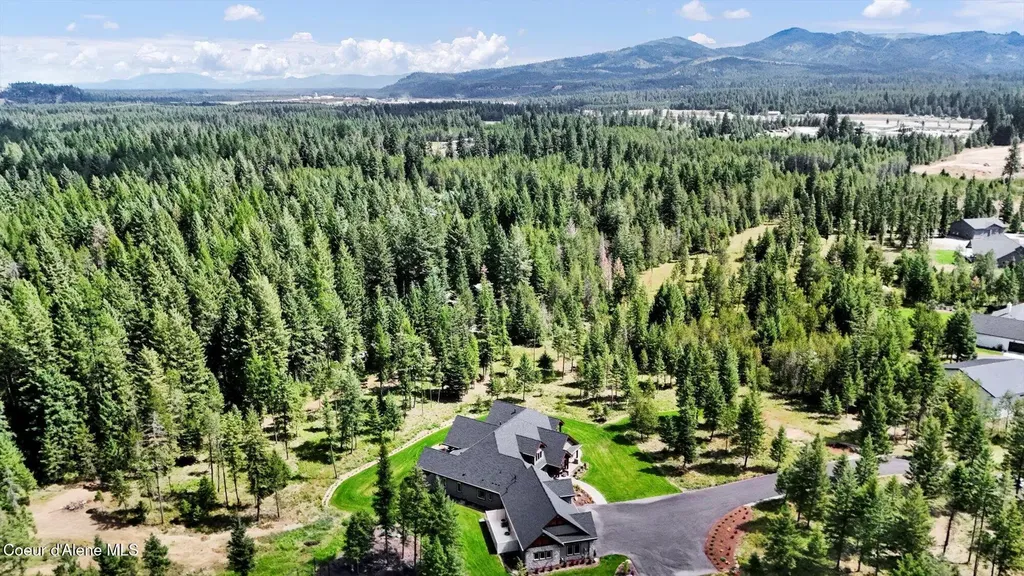 1237 E Amulet Circle Rathdrum ID 83858