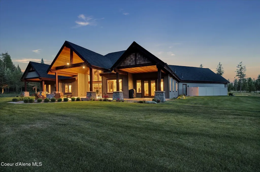 1237 E Amulet Circle Rathdrum ID 83858