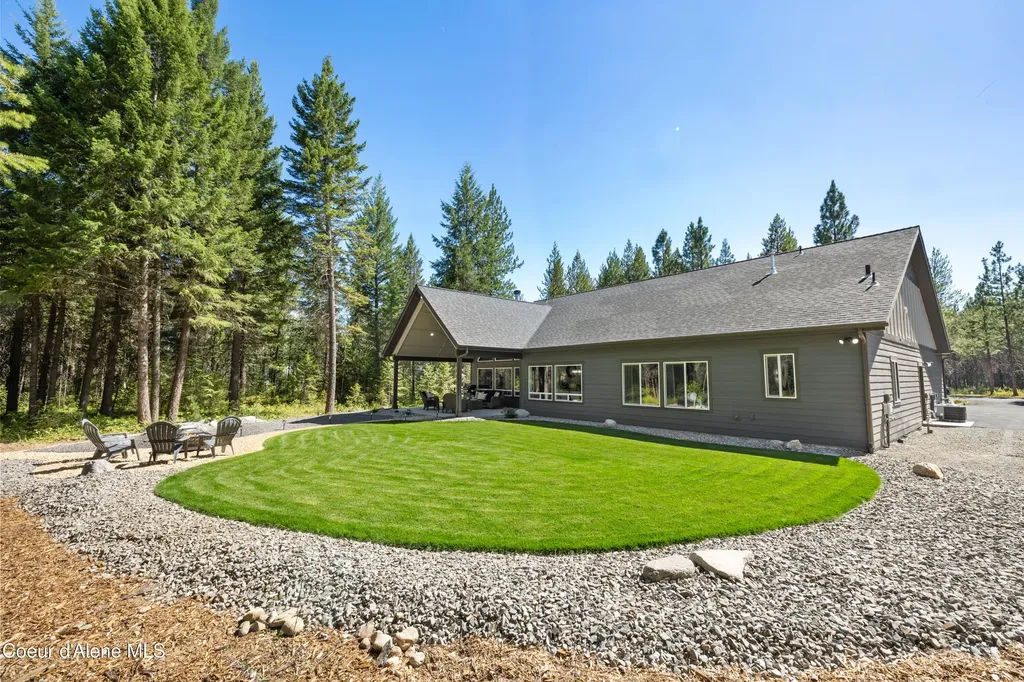 22162 N Hollow Top Road Rathdrum ID 83858
