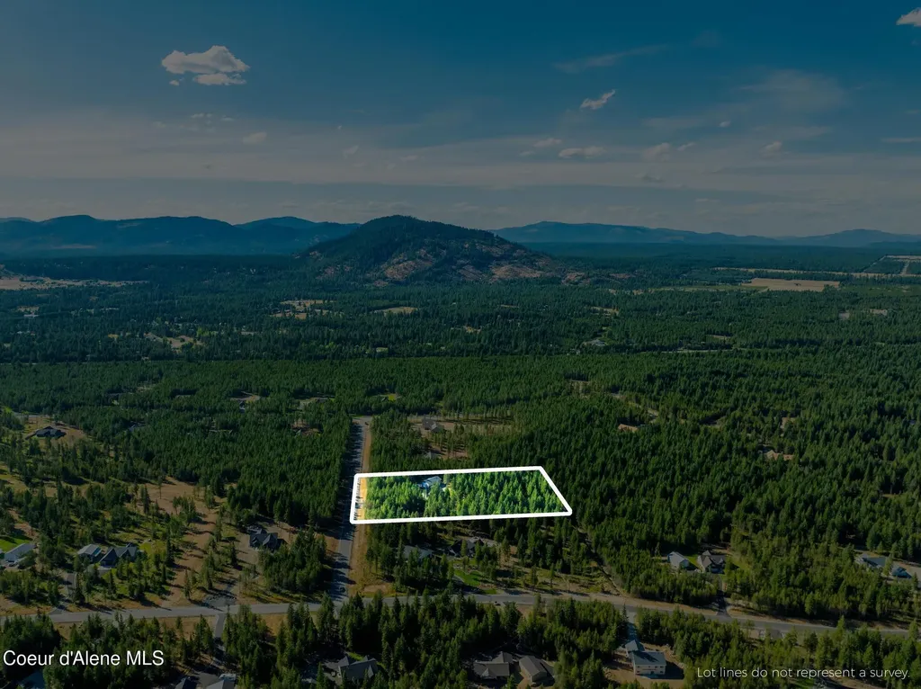 22162 N Hollow Top Road Rathdrum ID 83858