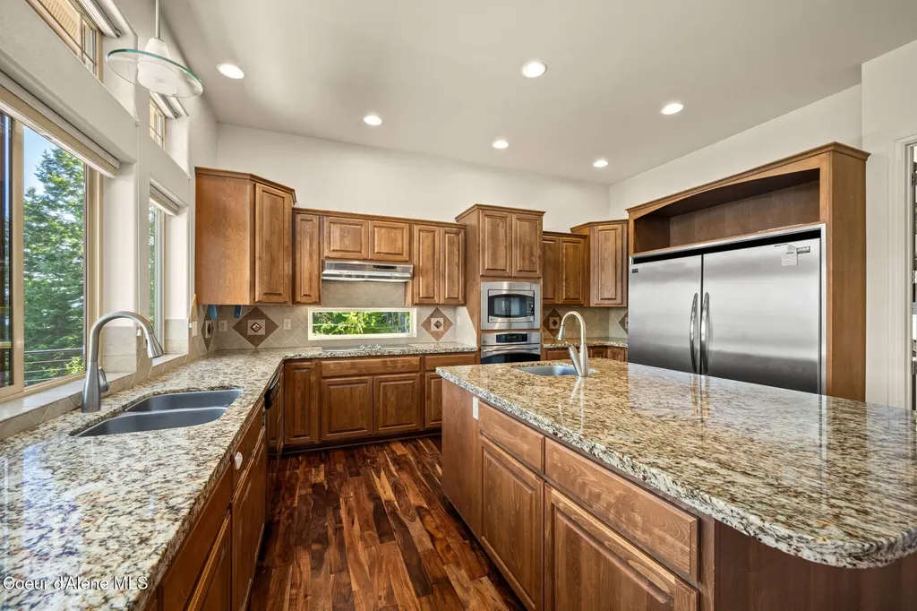 1170 Granite Rdg Drive Sandpoint ID 83864