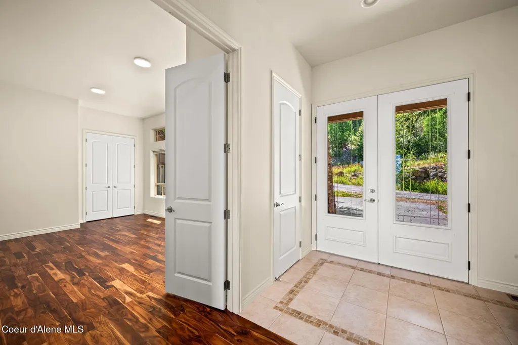 1170 Granite Rdg Drive Sandpoint ID 83864
