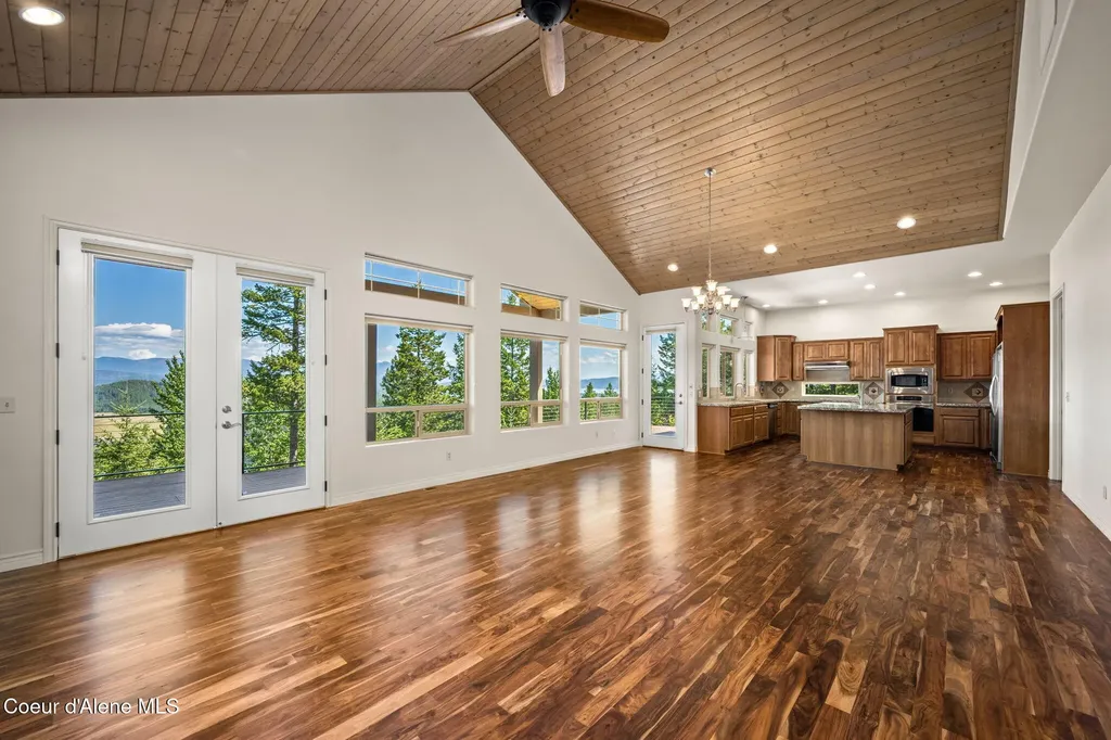 1170 Granite Rdg Drive Sandpoint ID 83864