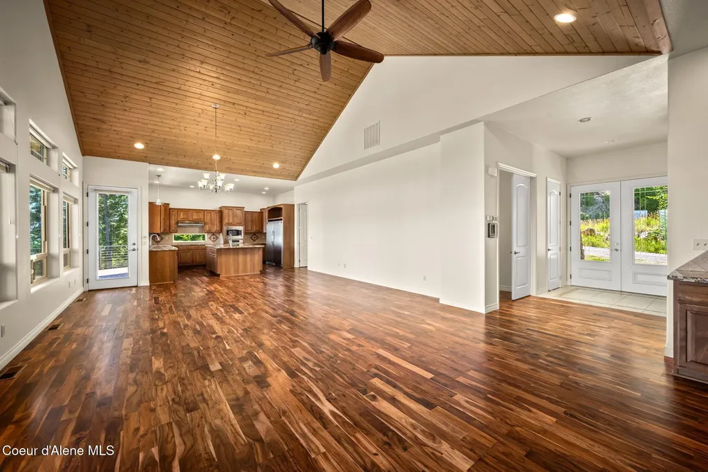 1170 Granite Rdg Drive Sandpoint ID 83864