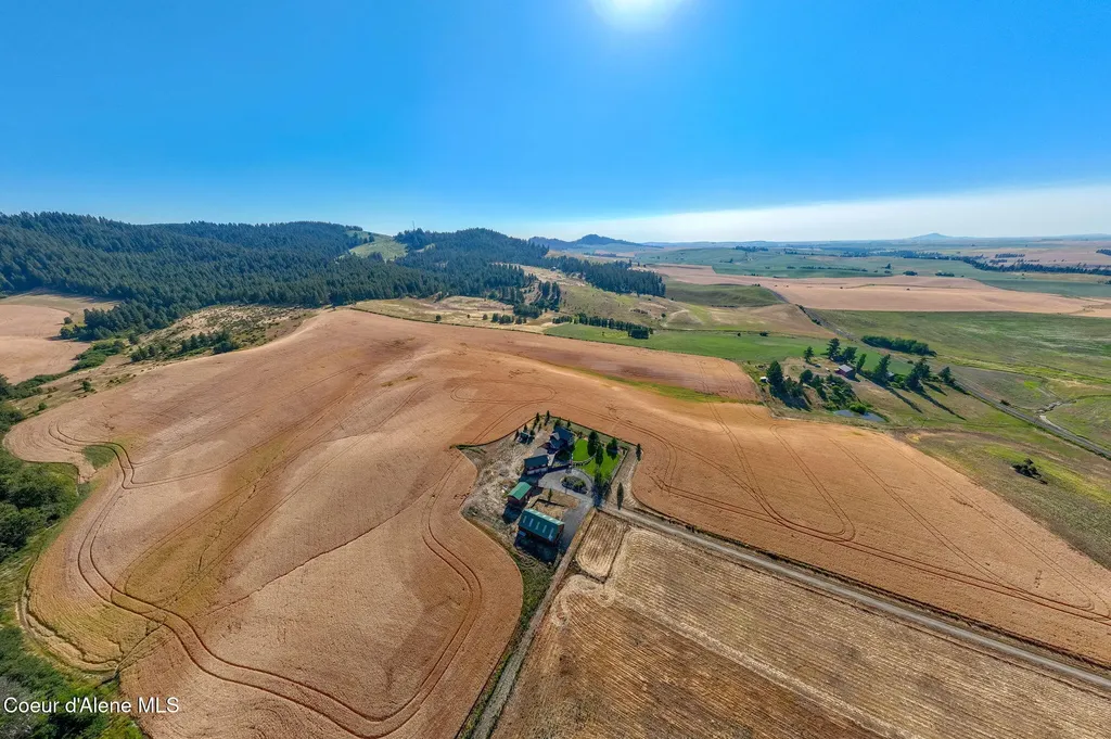 1199 Walker Road Viola ID 83872