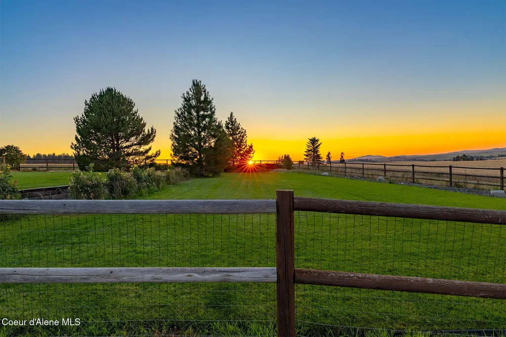 1199 Walker Road Viola ID 83872