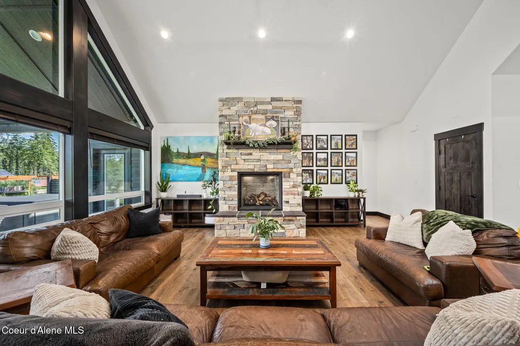 12768 Sedgwick Lane Athol ID 83801