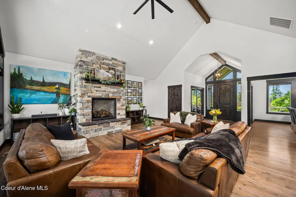 12768 Sedgwick Lane Athol ID 83801