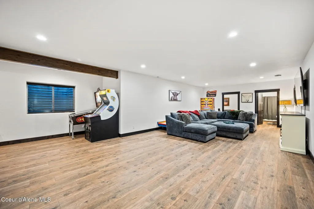 12768 Sedgwick Lane Athol ID 83801