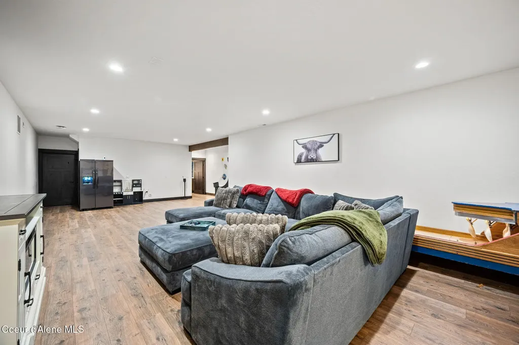 12768 Sedgwick Lane Athol ID 83801