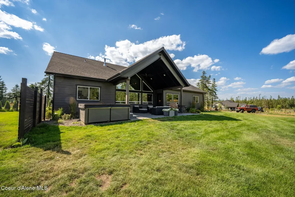 12768 Sedgwick Lane Athol ID 83801
