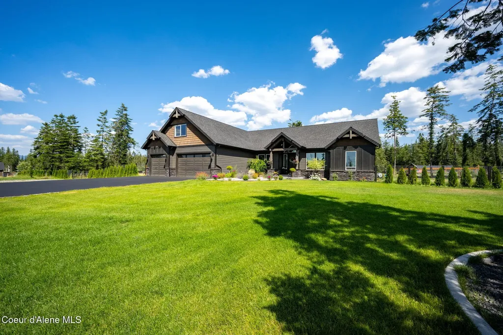 12768 Sedgwick Lane Athol ID 83801
