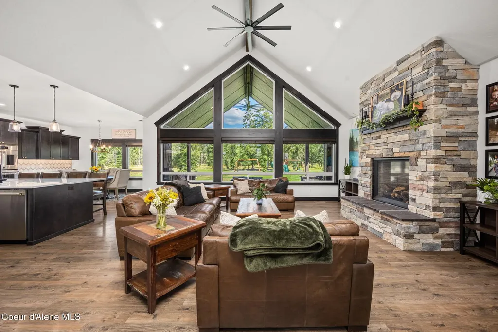 12768 Sedgwick Lane Athol ID 83801