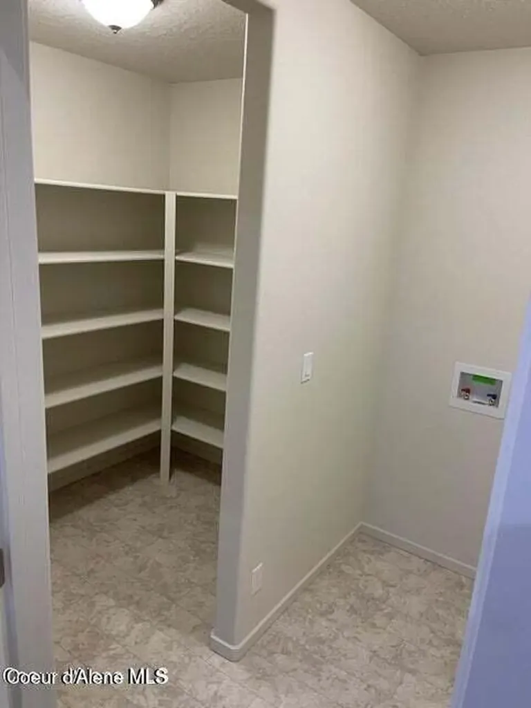 18805 E Riverside Court Spokane Valley WA 99016